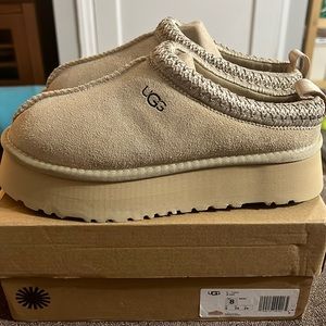 Mustard Seed UGG Tazz Slippers